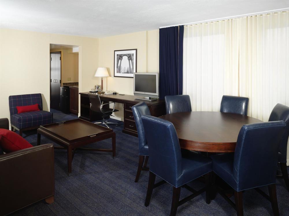 Sheraton Suites Philadelphia Airport Eksteriør bilde